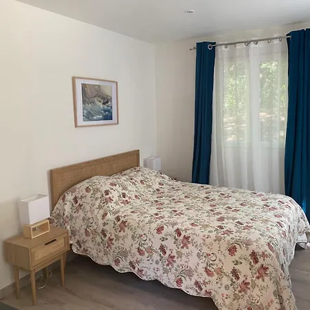Maison 2 Pieces Dans Parc Prive, Foret, Loisirs, Ecuries De Chevaux Holiday home Le Coudray-Montceaux